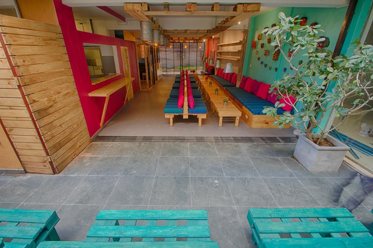 My Little Island Hostel Коломбо Екстер'єр фото